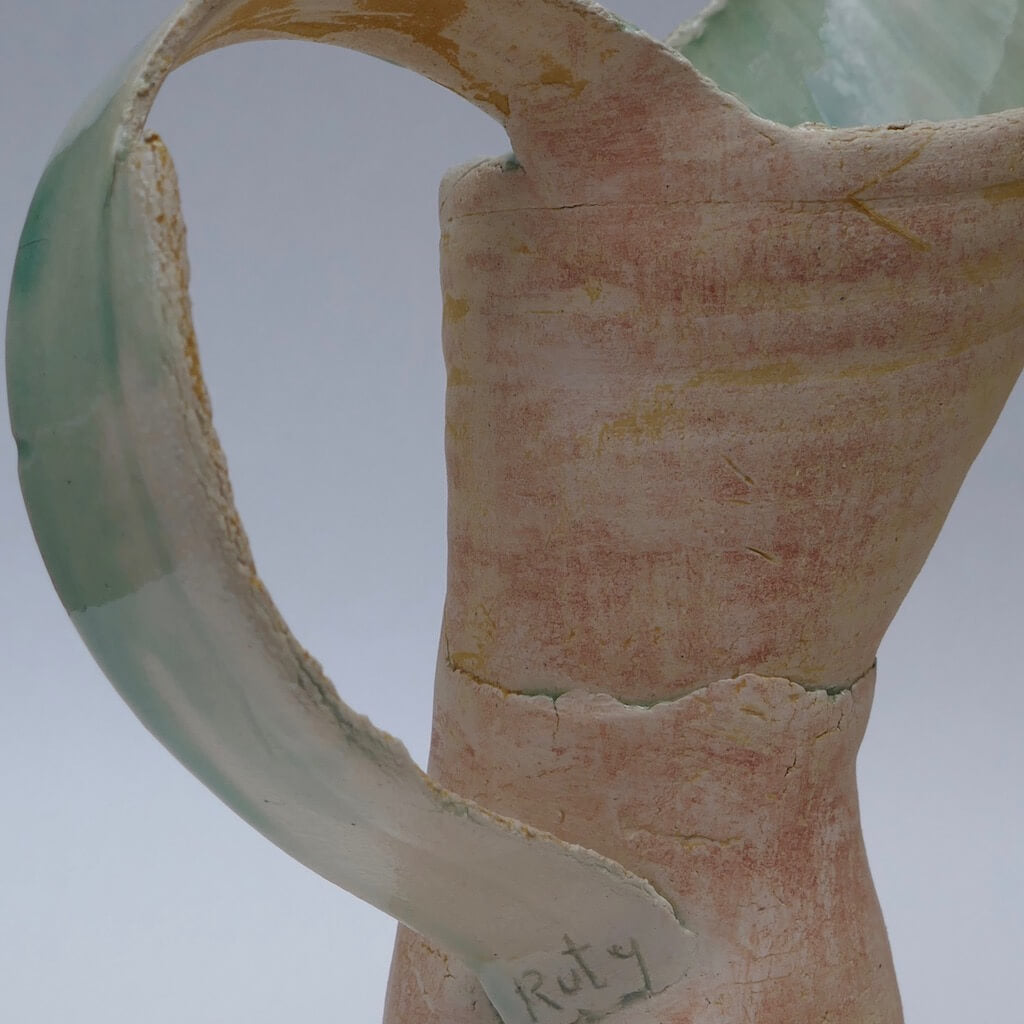 Pelican Form by Ruty Benjamini Main